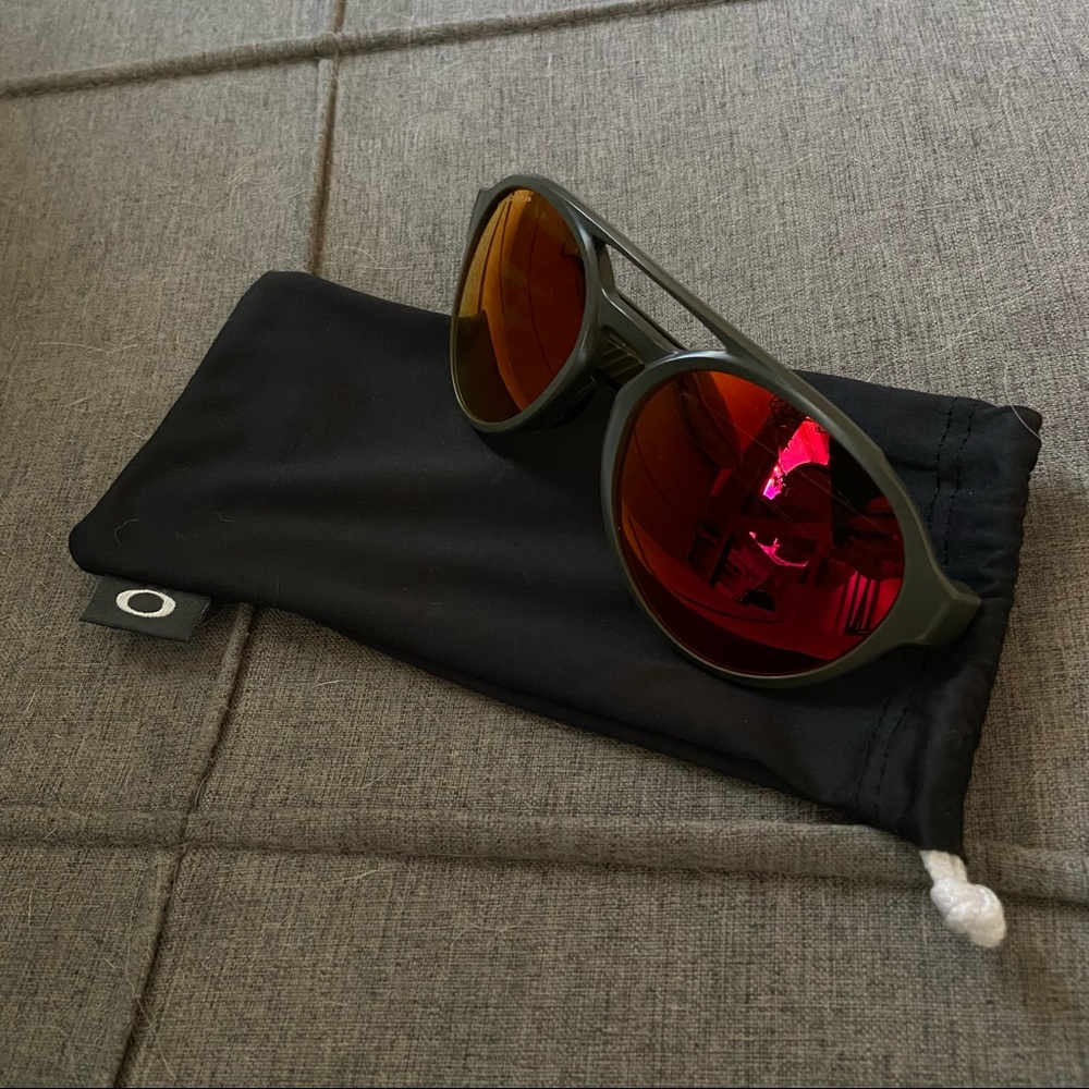 Oakley polarized sunglasses